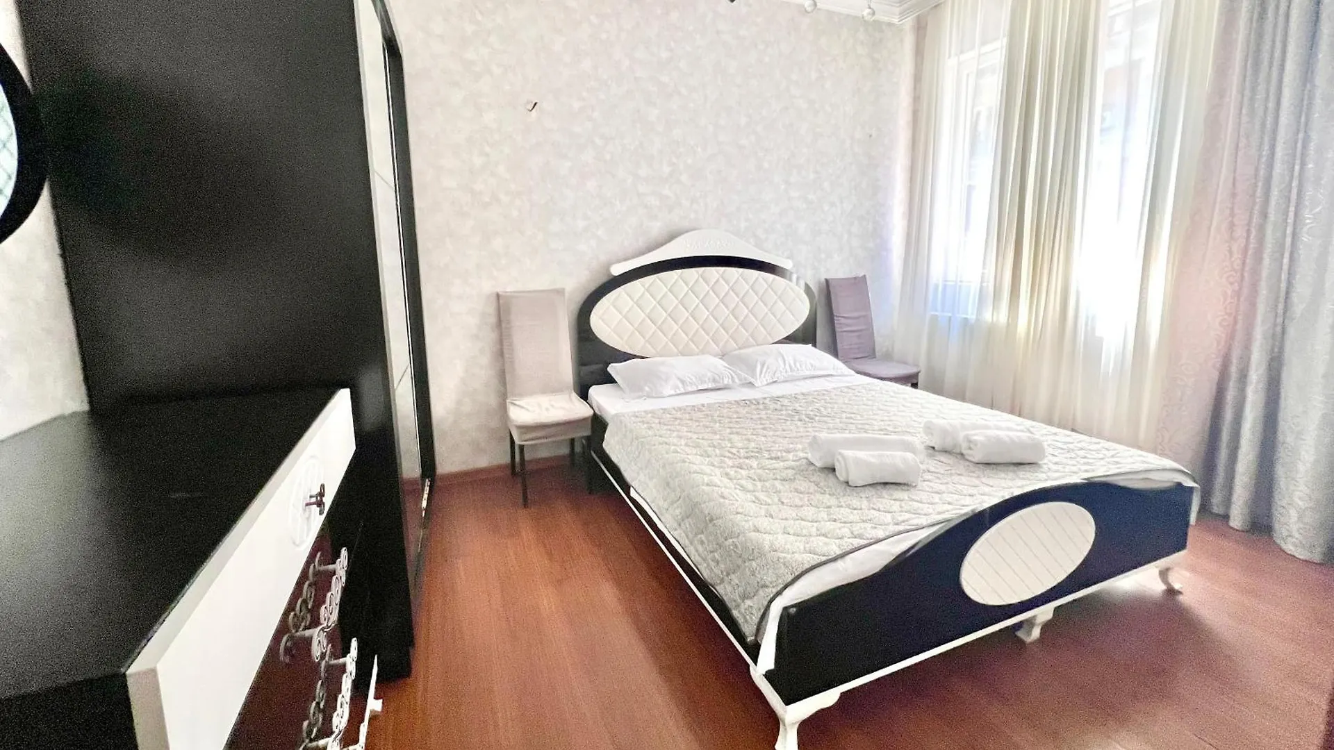 Διαμέρισμα 2Bedroom Home Inn At Jikia'S Green Complex-Central Τυφλίδα Γεωργία