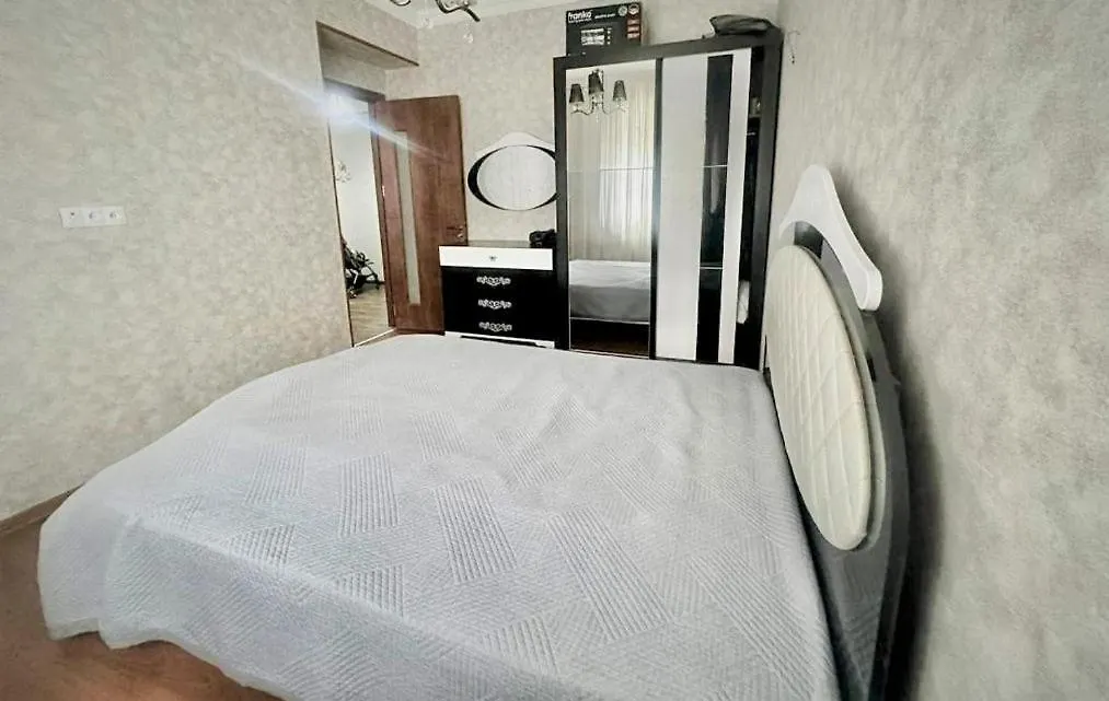 2Bedroom Home Inn At Jikia'S Green Complex-Central Τυφλίδα Γεωργία